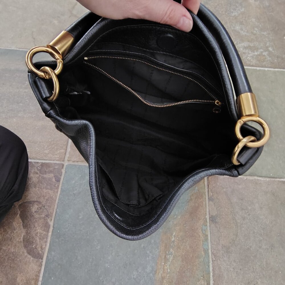 Marc by Marc Jacobs Black Leather Gold Hardware Shoulder Bag - Picture 13 of 13